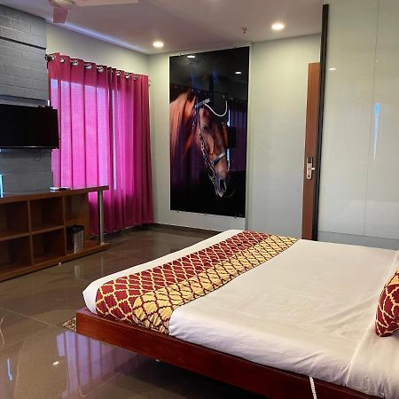 Hotel Airport Kk Nagpur Dış mekan fotoğraf