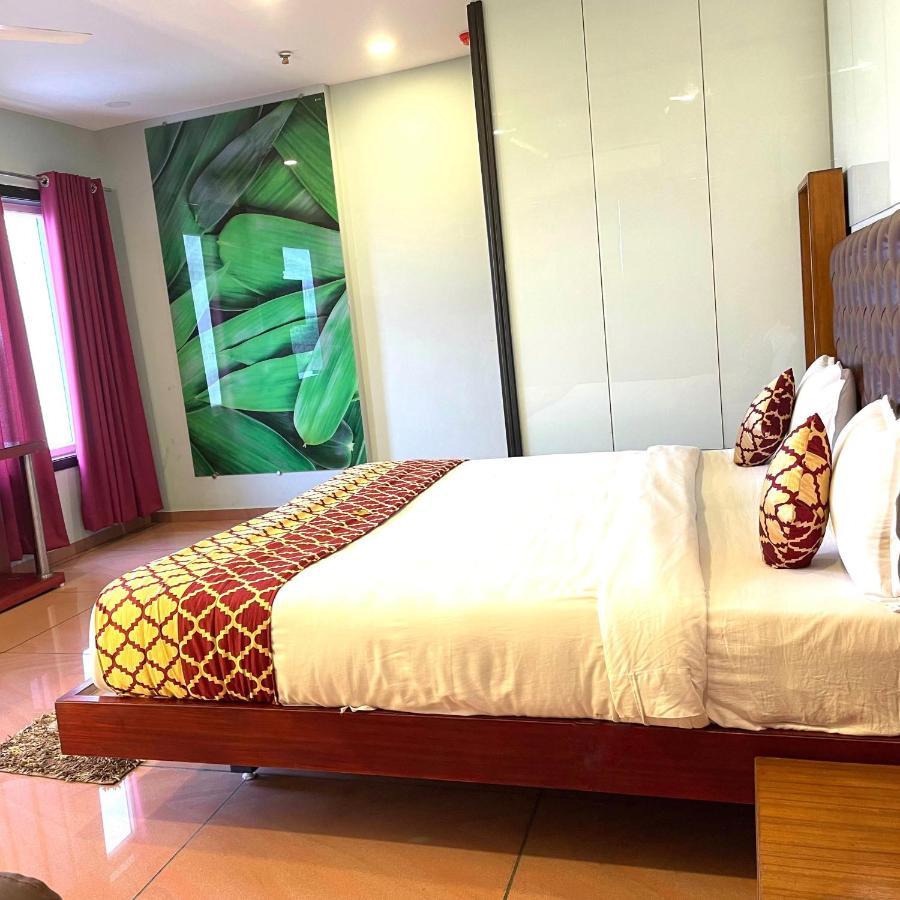 Hotel Airport Kk Nagpur Dış mekan fotoğraf